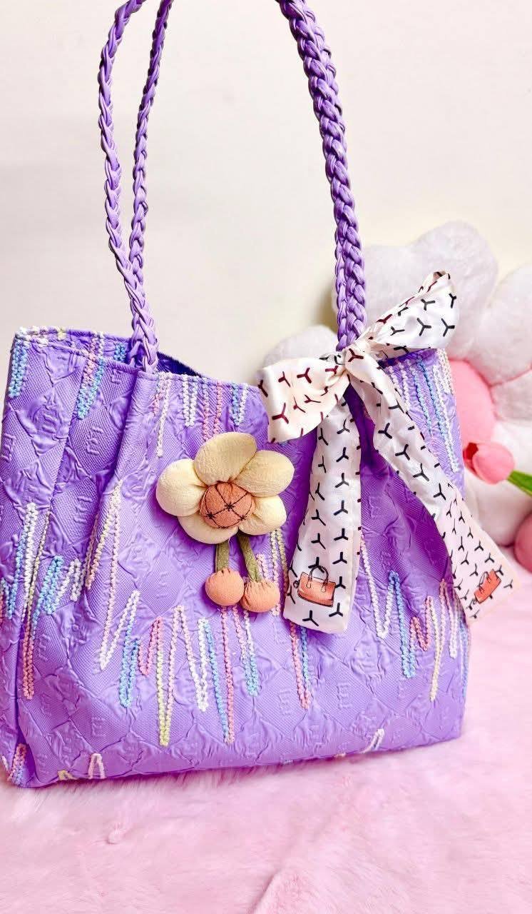 Viral sunflower bag