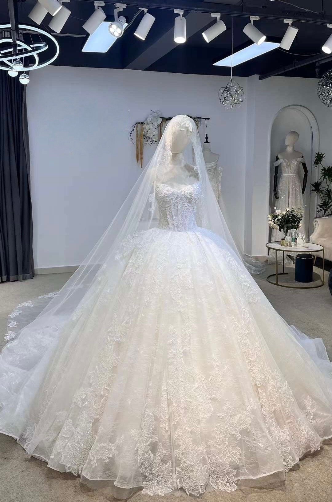 Elegant Bridal Long Dress – Princess Style Wedding Gown - Image 3